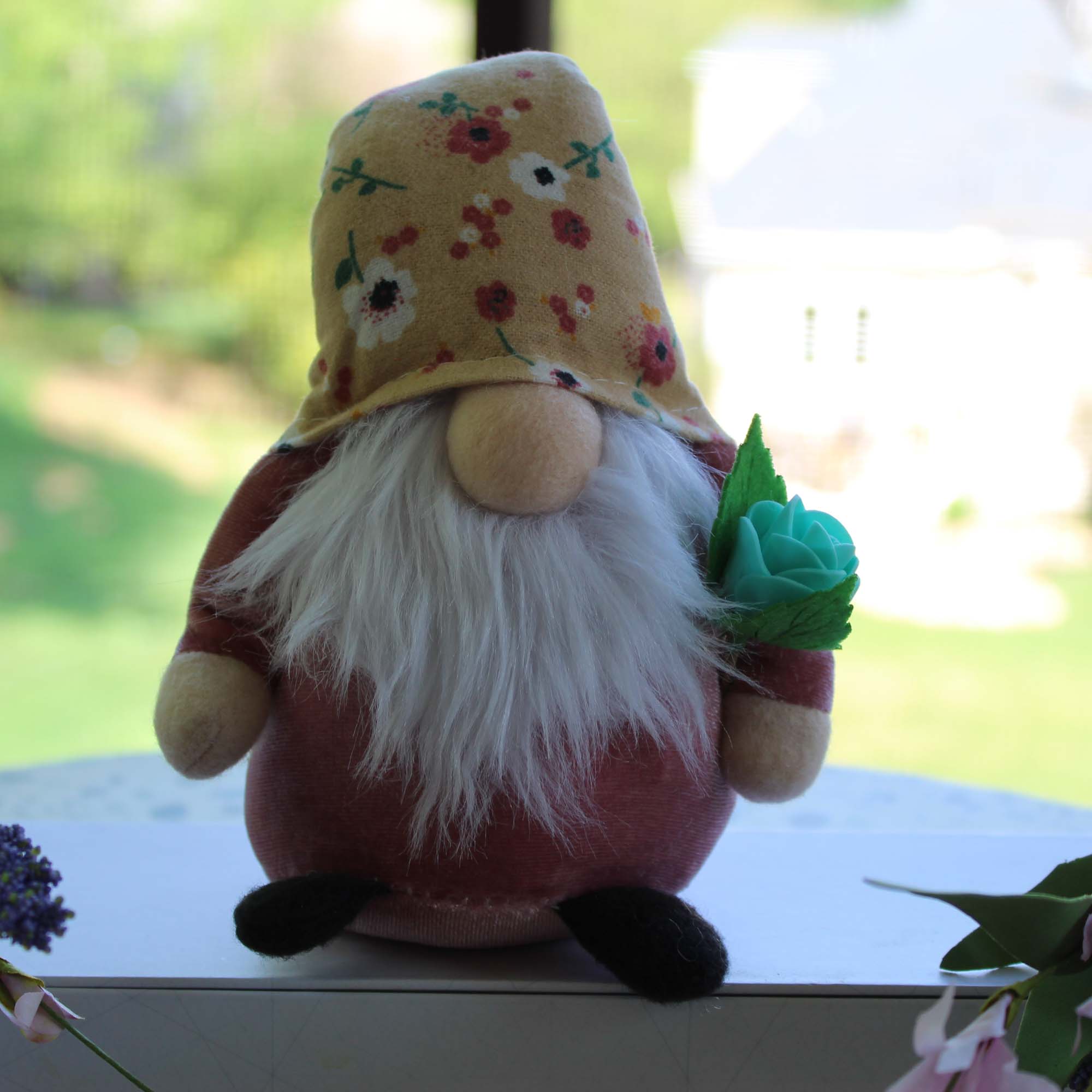 Spring Flower Gnome, Mother's Day Spring Gnome, Gnomes for home, Adorable Handmade Gnomes Tiered tray decor