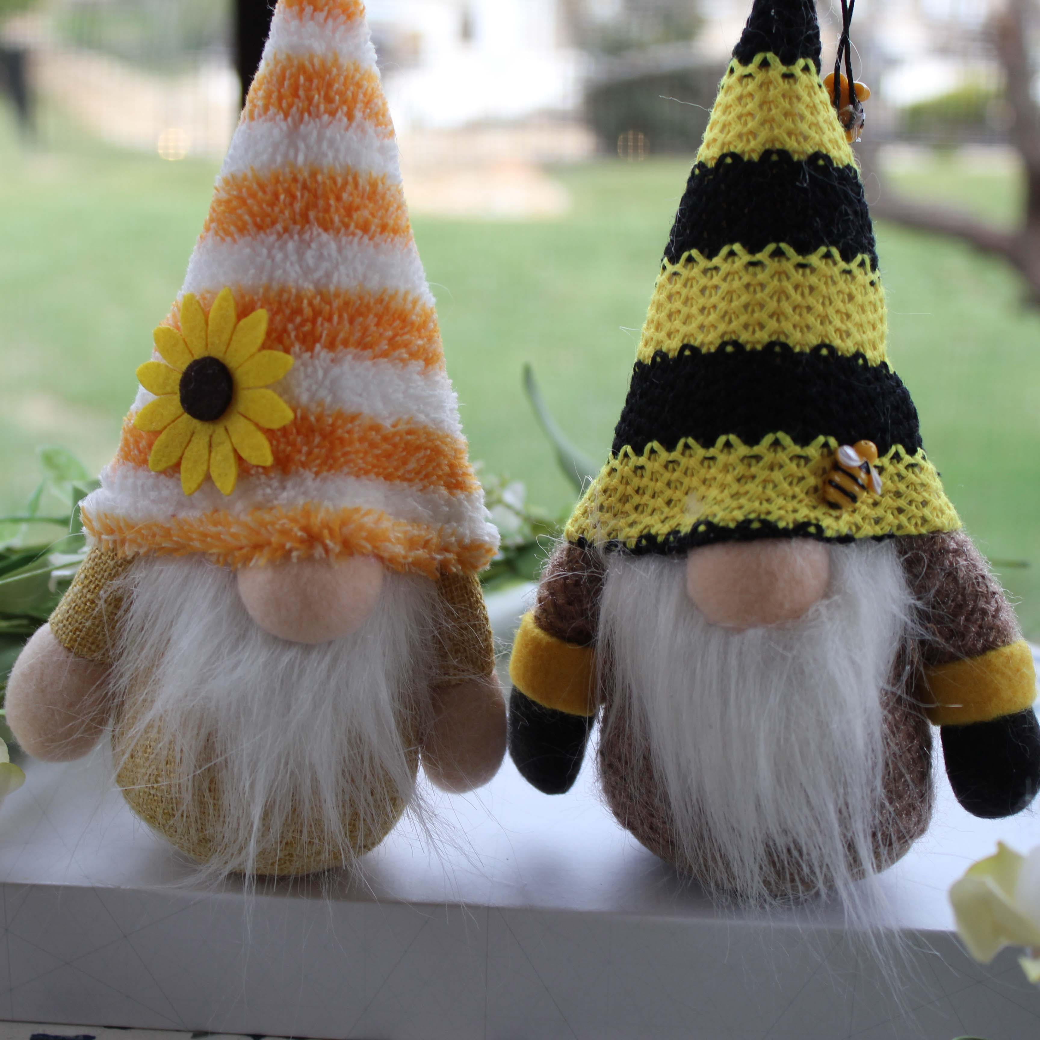 2pcs Set of Spring Bee Gnome, Spring home Decor – RivendellGnomes