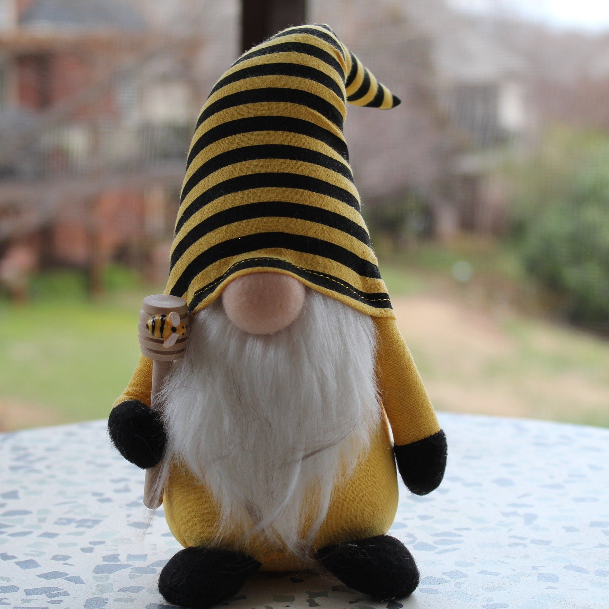 Bee Gnome - Summer Gnome - Gnomes for home, Adorable Handmade Gnomes –  RivendellGnomes